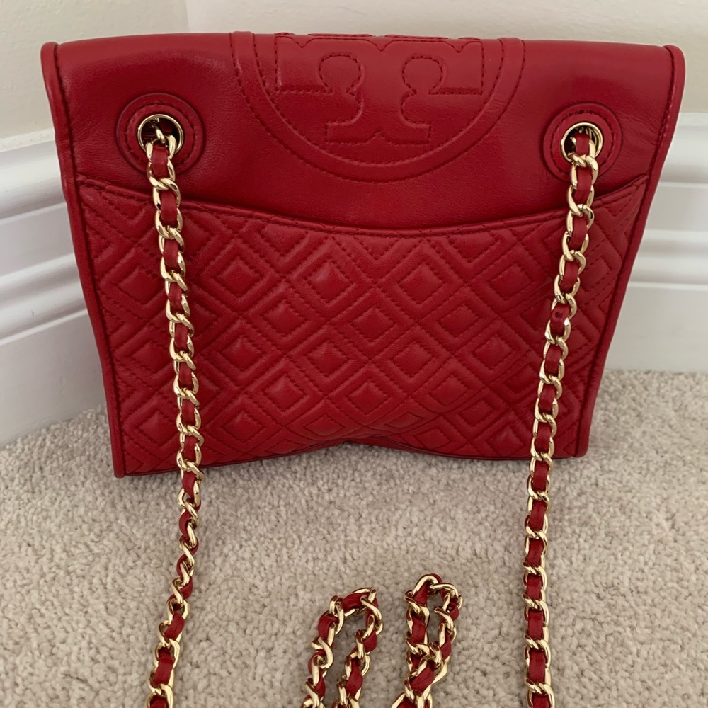 Like new Tory Burch Fleming bag with dust bag